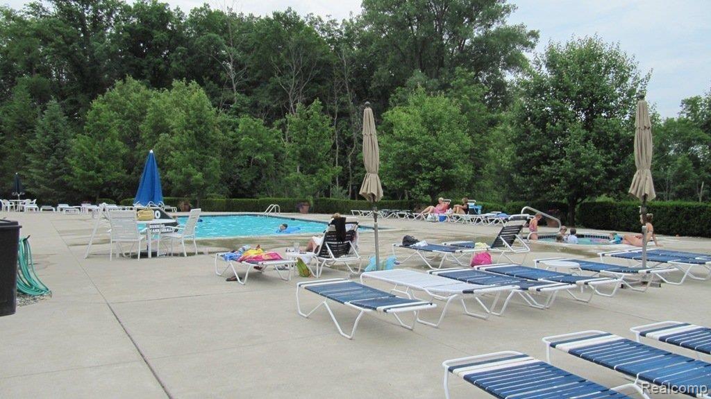 3408 Tremonte Circle, Unit 192 Rochester, MI 48306 - Photo 3 of 14 Community Pool