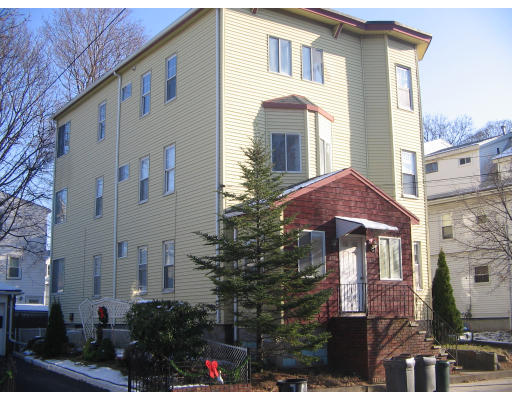 205 Springvale Avenue Everett, MA 02149 - Photo 1 of 1 Gallery Image 1