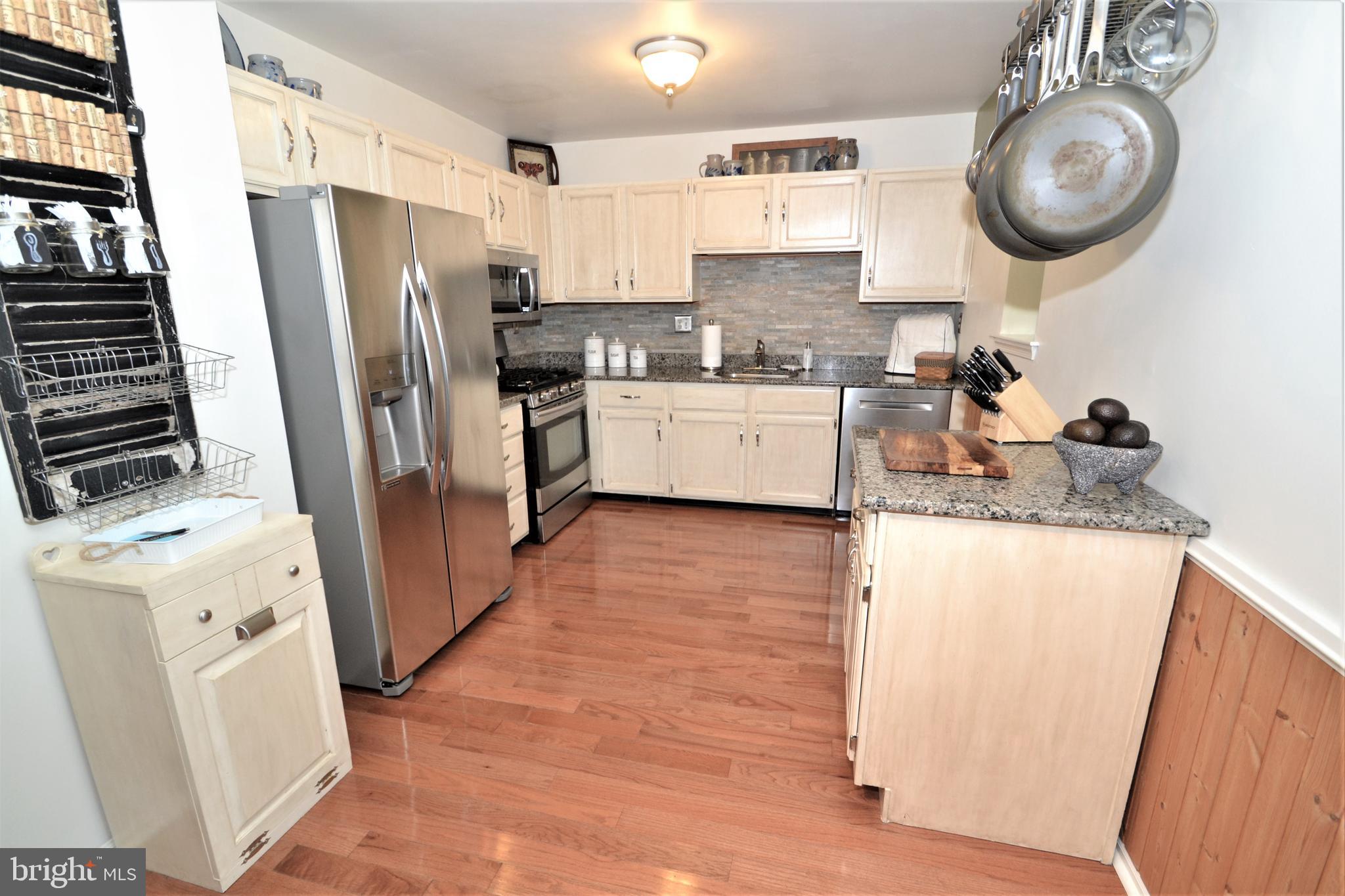 911 Craftsman Road Norristown, PA 19403 - Photo 5 of 24 Gallery Image 5