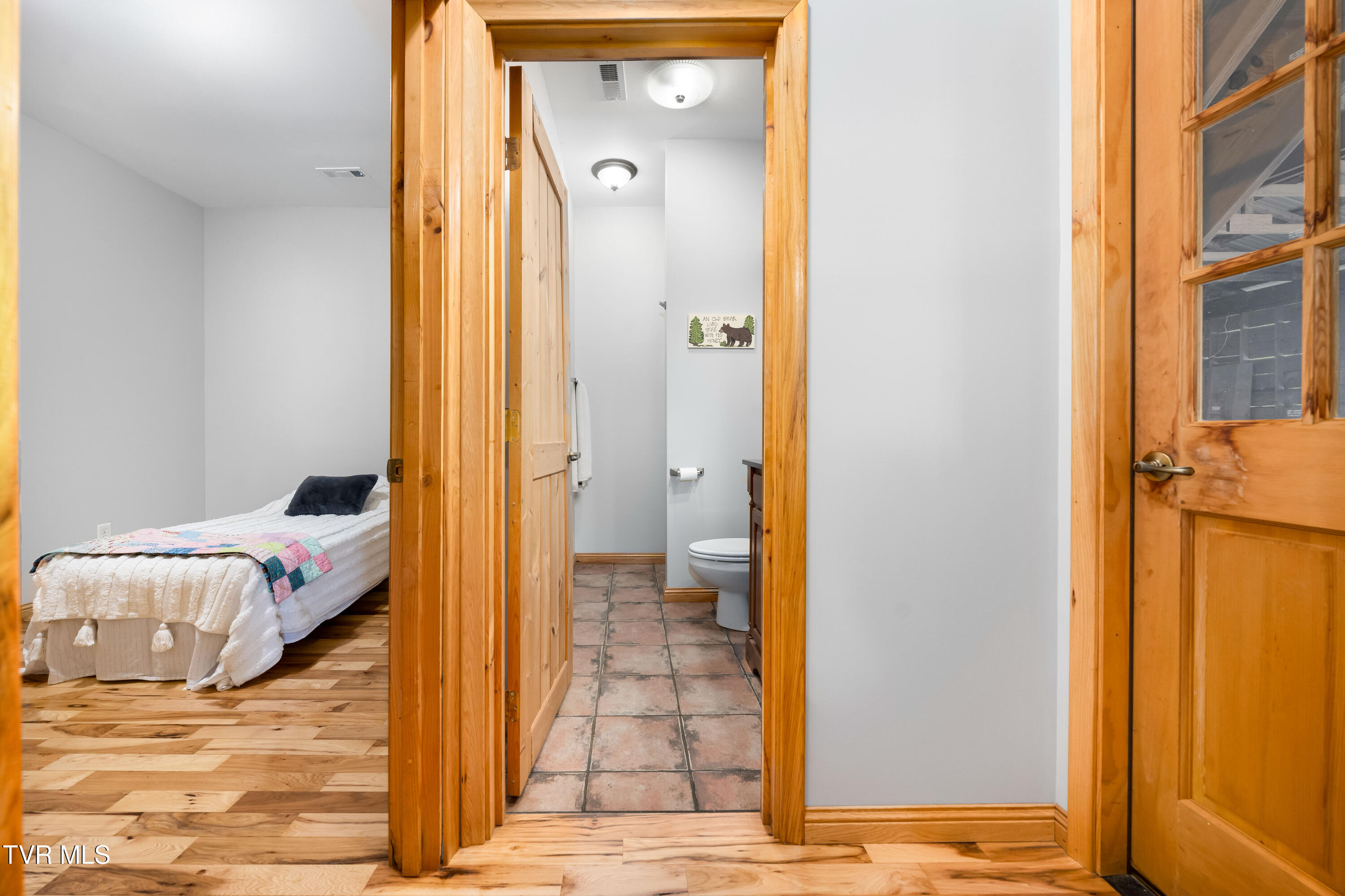 366 Toll Branch Road Johnson City, TN 37601 - Photo 13 of 86 366 Toll Branch Road (70 of 94)