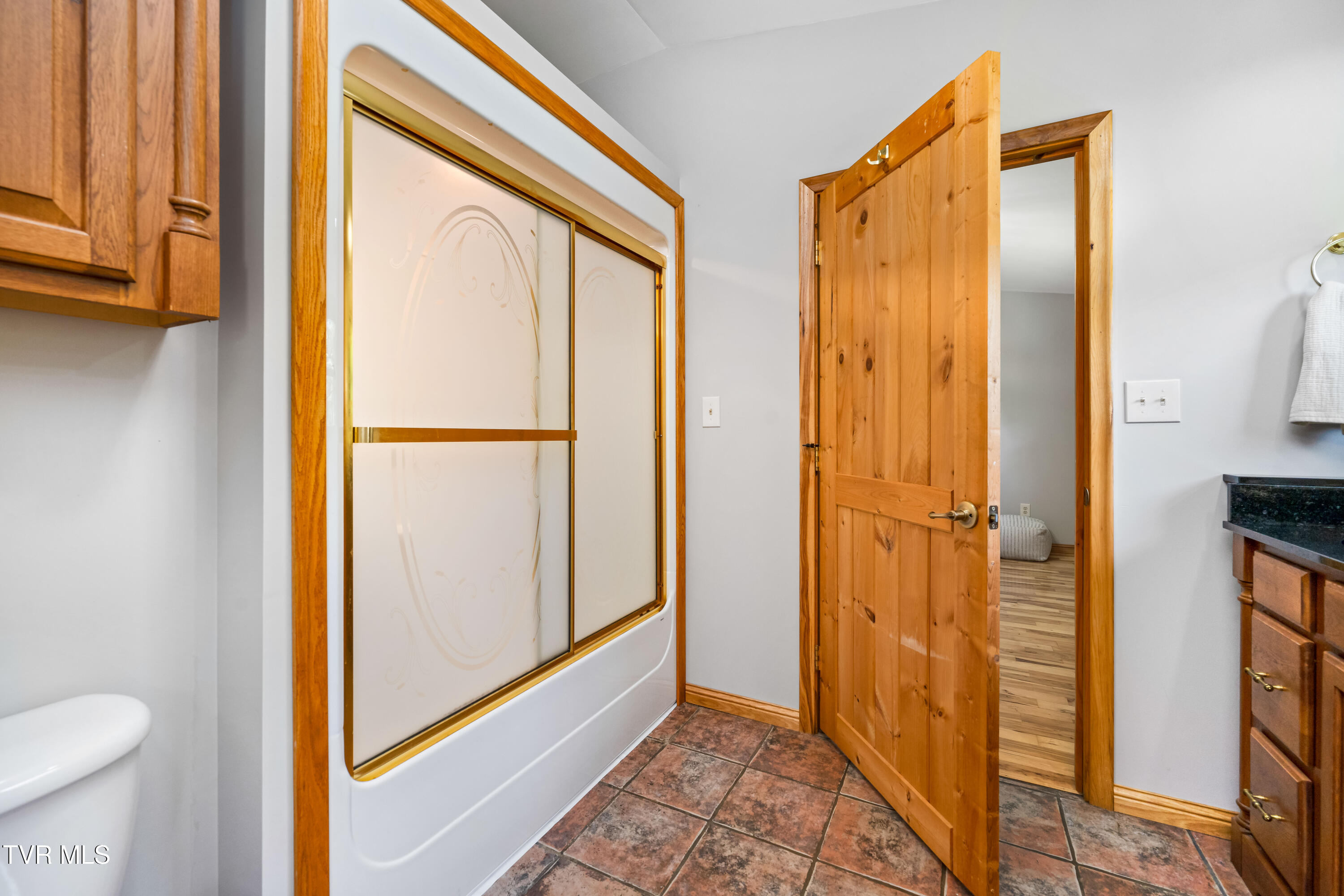 366 Toll Branch Road Johnson City, TN 37601 - Photo 20 of 86 366 Toll Branch Road (77 of 94)