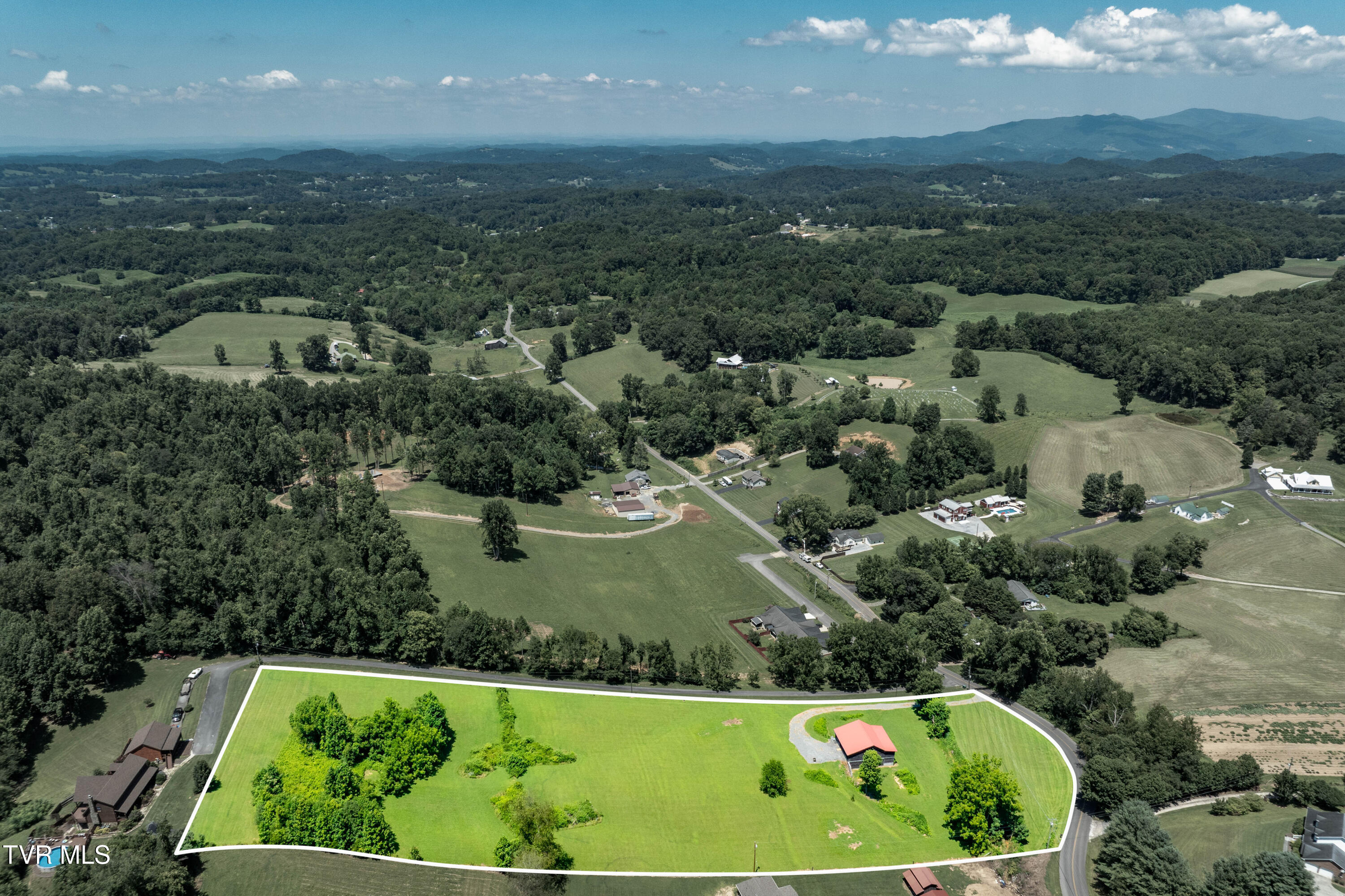 366 Toll Branch Road Johnson City, TN 37601 - Photo 40 of 86 366 Toll Branch Road (5 of 94)