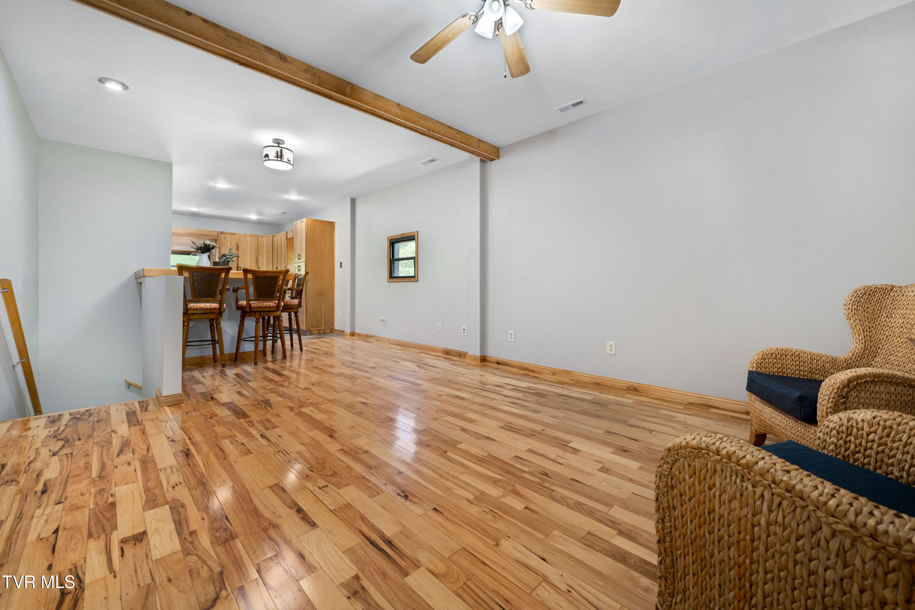 366 Toll Branch Road Johnson City, TN 37601 - Photo 6 of 86 366 Toll Branch Road (63 of 94)