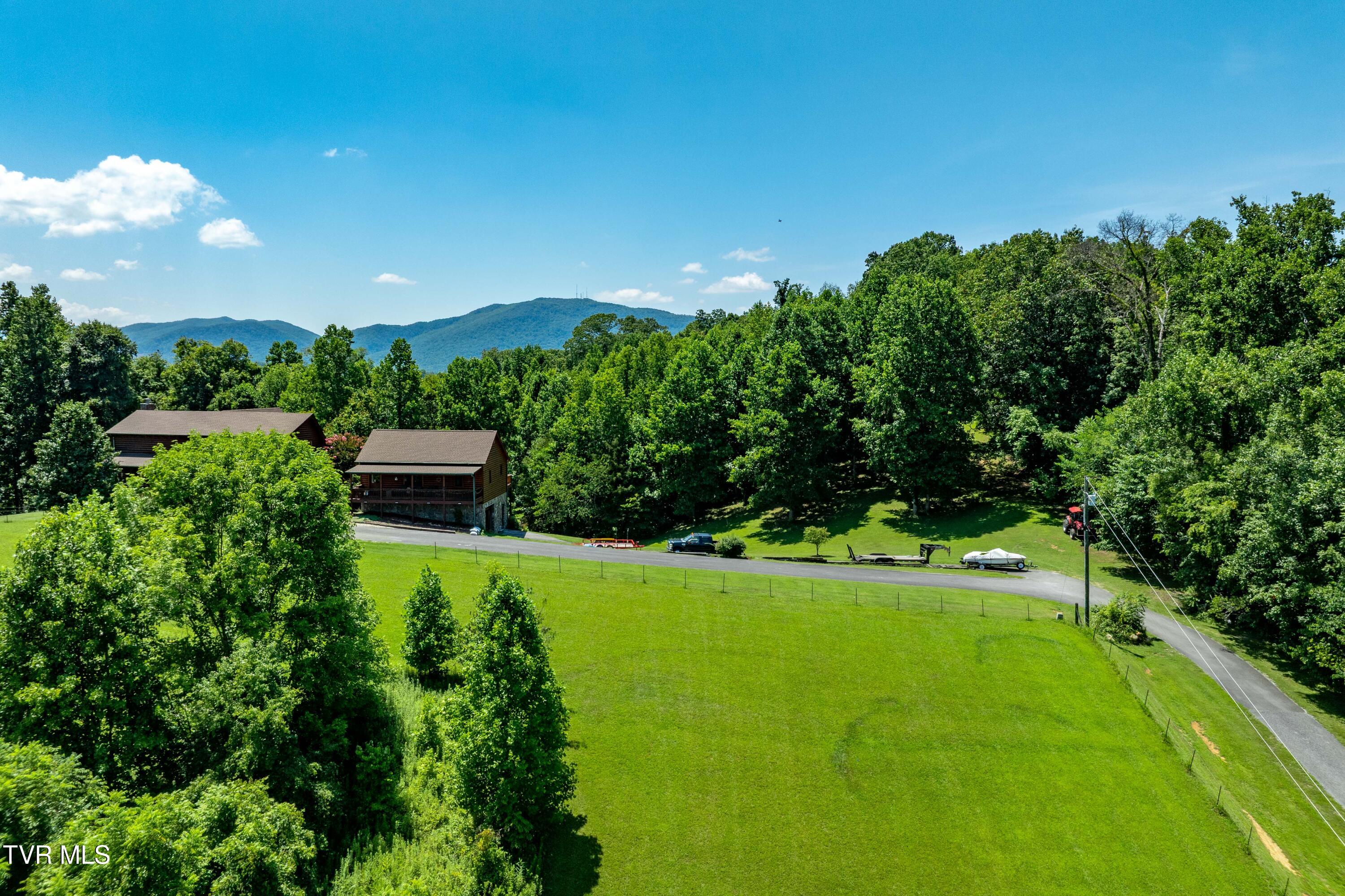 366 Toll Branch Road Johnson City, TN 37601 - Photo 64 of 86 366 Toll Branch Road (31 of 94)