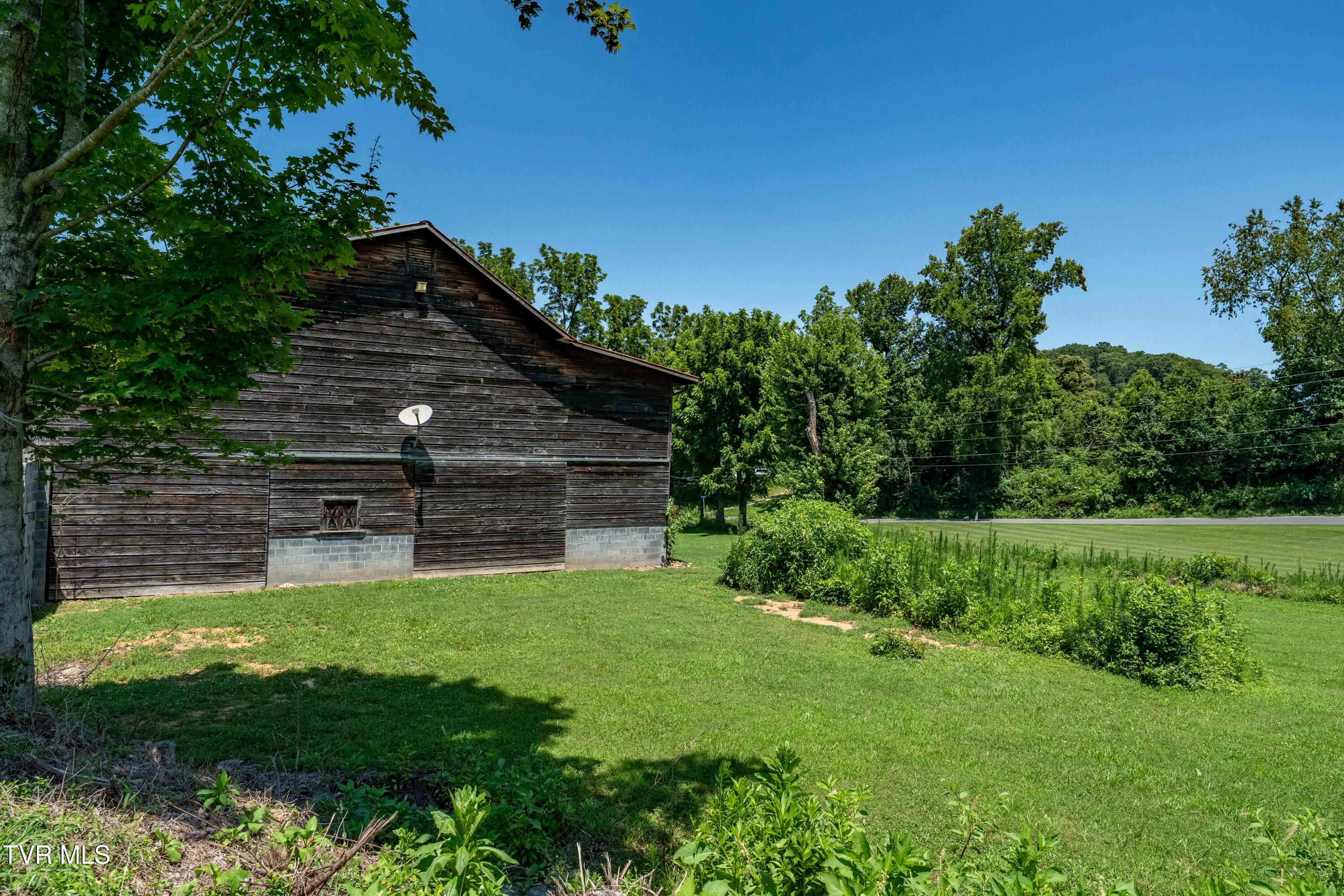 366 Toll Branch Road Johnson City, TN 37601 - Photo 76 of 86 366 Toll Branch Road (45 of 94)