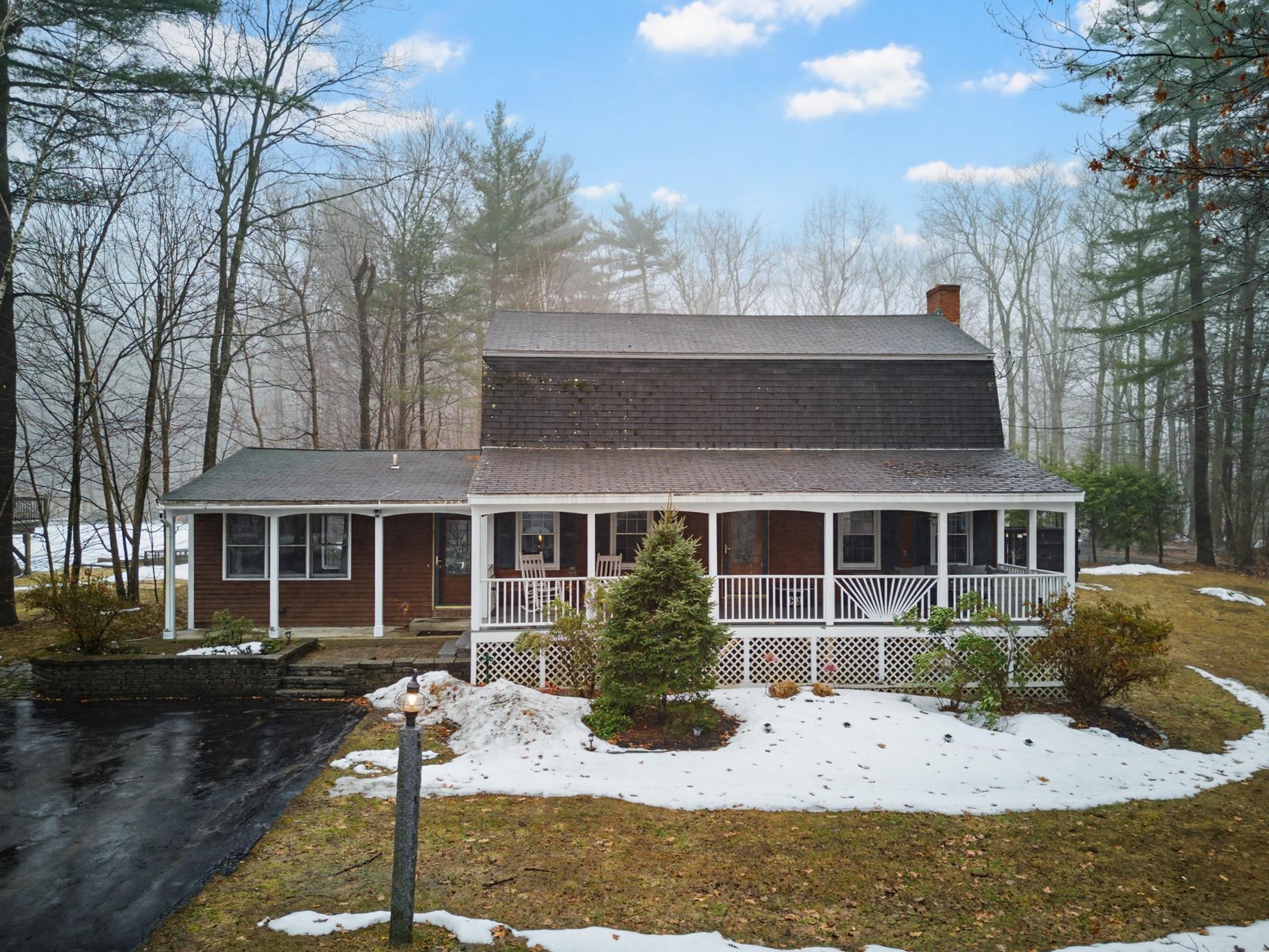 104 Old Auburn Road Derry, NH 03038 - Photo 2 of 49