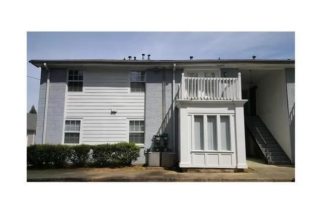 $109,000 | 1212 Utoy Springs Road Southwest, Unit 16, South Fulton, GA 30331