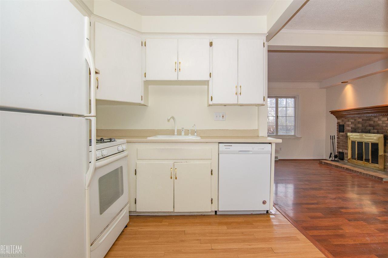 846 Michelson Road Rochester Hills, MI 48307 - Photo 10 of 22