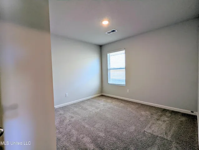 $1,995 | 24 Pine Street, Byhalia, MS 38611