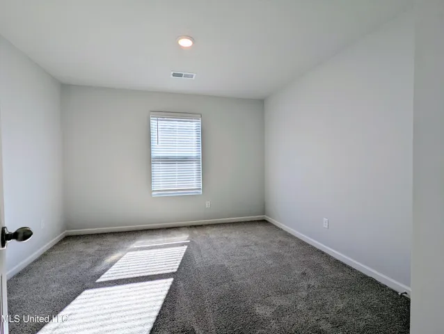 $1,995 | 24 Pine Street, Byhalia, MS 38611