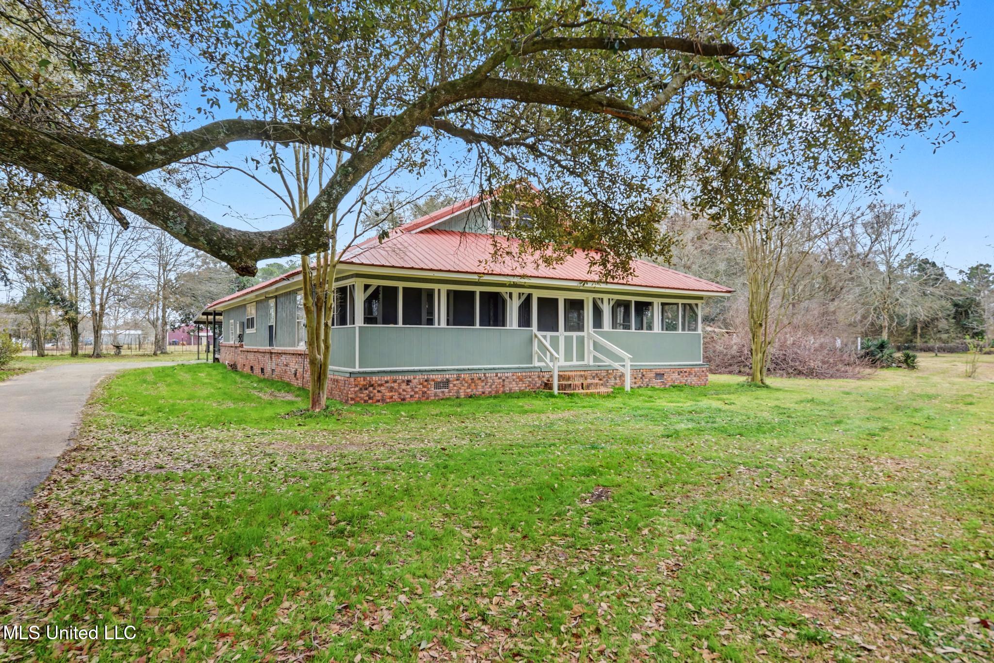 1130 Dozier Rogers Road Lucedale, MS 39452 - Photo 2 of 35 002