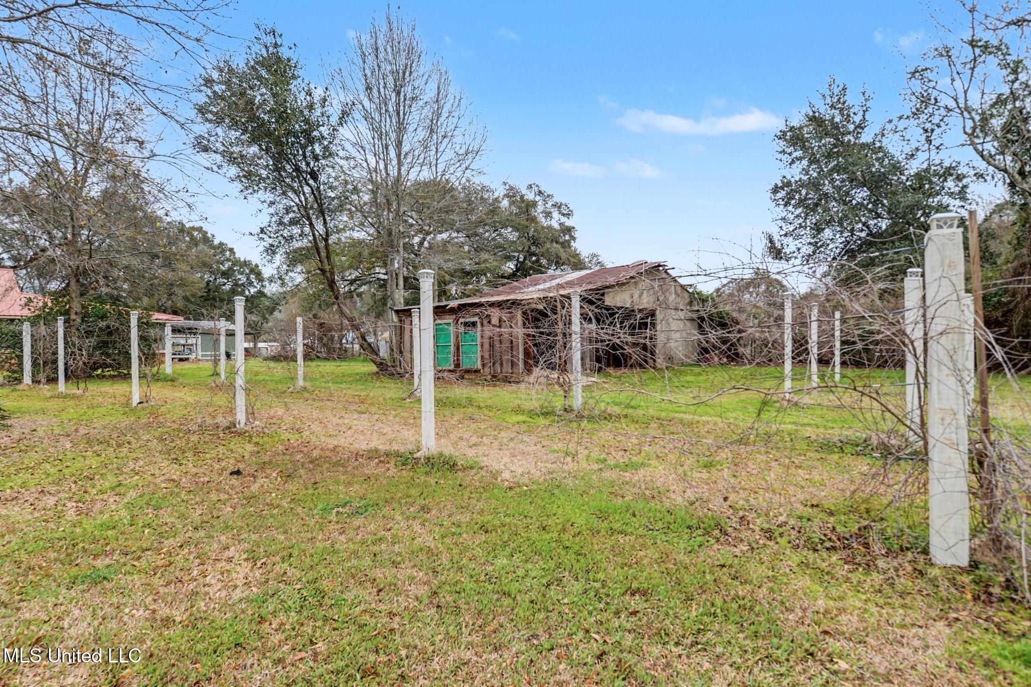 1130 Dozier Rogers Road Lucedale, MS 39452 - Photo 28 of 35 028