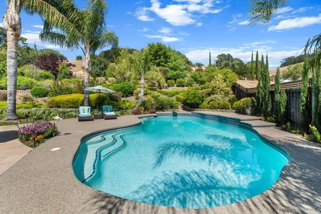 $1,350,000 | 6041 North Vine Street, Vacaville, CA 95688