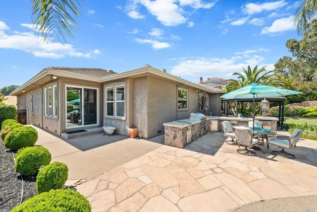 $1,350,000 | 6041 North Vine Street, Vacaville, CA 95688