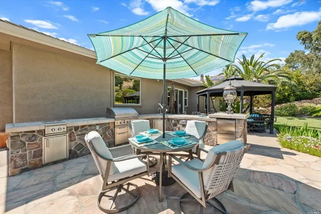 $1,350,000 | 6041 North Vine Street, Vacaville, CA 95688