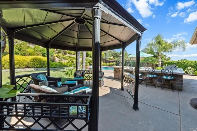 $1,350,000 | 6041 North Vine Street, Vacaville, CA 95688