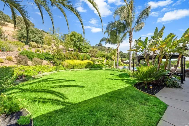 $1,350,000 | 6041 North Vine Street, Vacaville, CA 95688