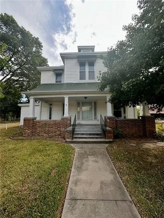 $190,000 | 209 North Havanah Street, Butler, MO 64730