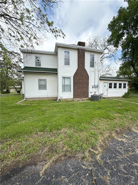 209 North Havanah Street Butler, MO 64730 - Photo 4 of 25