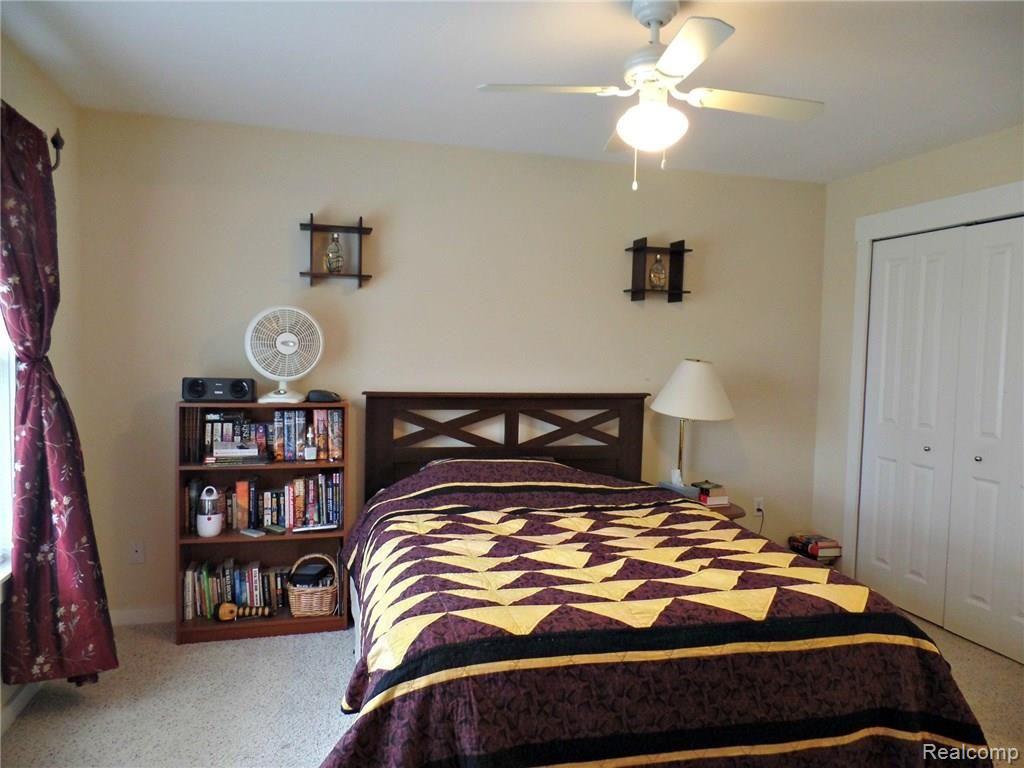 220 South Center Road Grand Blanc, MI 48439 - Photo 18 of 36 SAM_1607.JPG