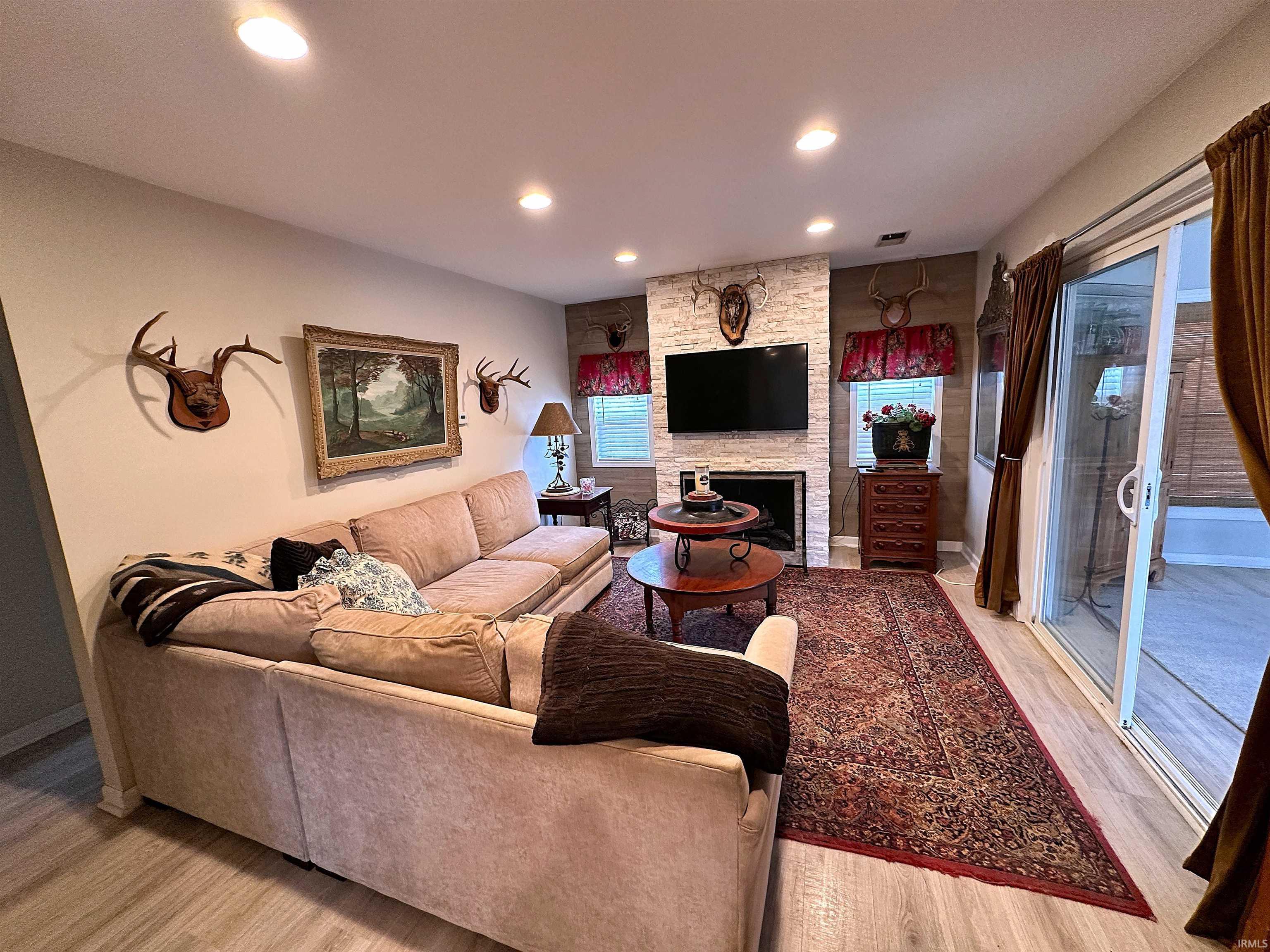 11044 North Landing Road Monticello, IN 47960 - Photo 7 of 30
