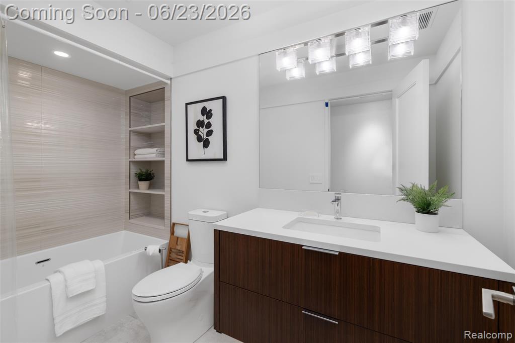 2700 Squirrel Road Bloomfield Hills, MI 48304 - Photo 49 of 83