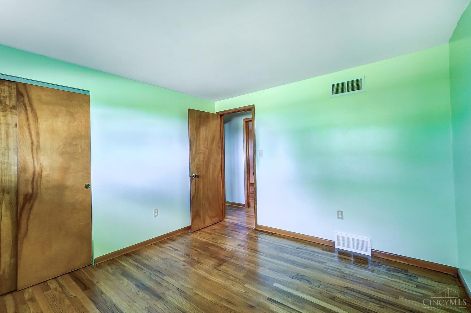 5778 Yankee Road Middletown, OH 45044 - Photo 12 of 46 Gallery Image 12