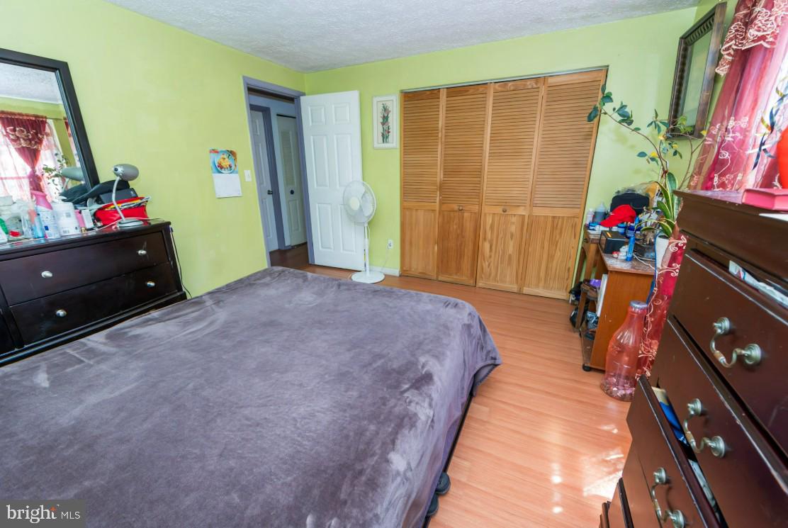 550 Logan Street Frederick, MD 21701 - Photo 3 of 39