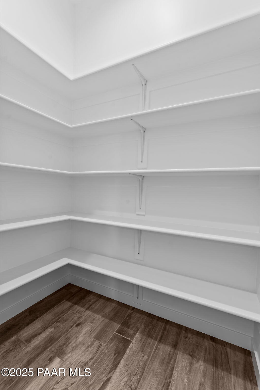 21032 West Skinner Road Wittmann, AZ 85361 - Photo 26 of 34 a view of a room with shelf