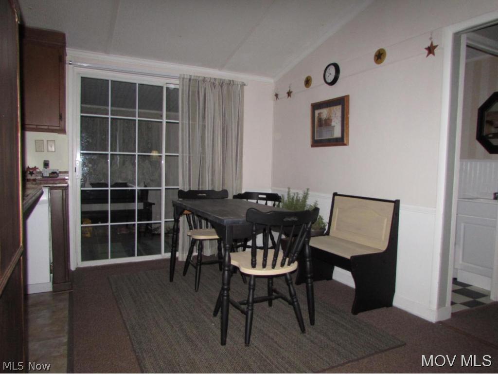 5922 Gillespie Run Road Harrisville, WV 26362 - Photo 2 of 5 Combe dining aRea