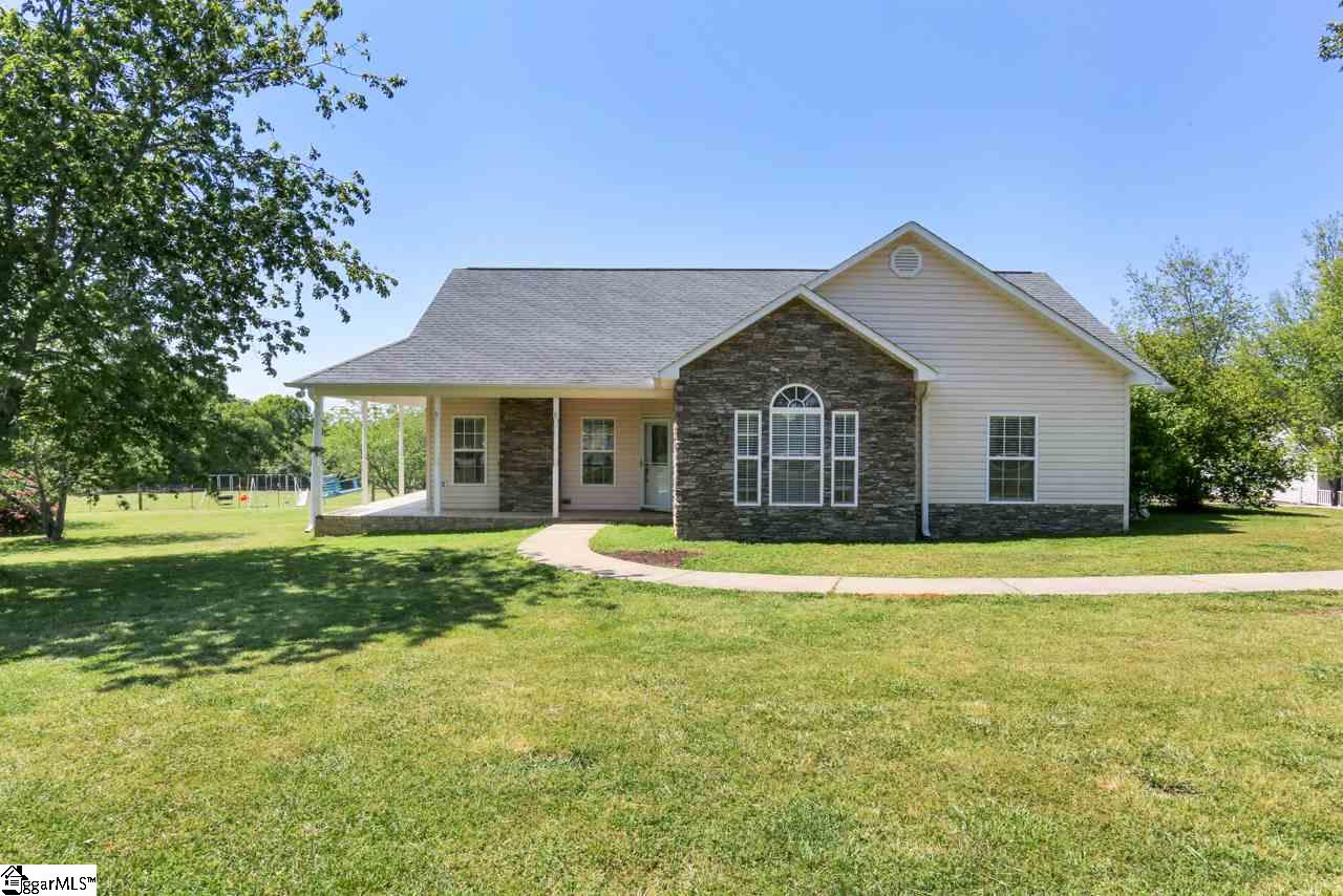 126 McCullough School Road Honea Path, SC 29654 - Photo 1 of 33