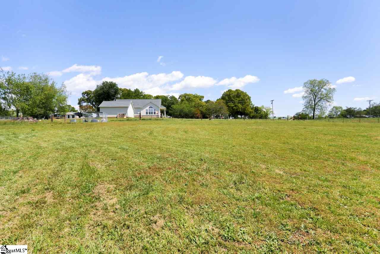 126 McCullough School Road Honea Path, SC 29654 - Photo 28 of 33