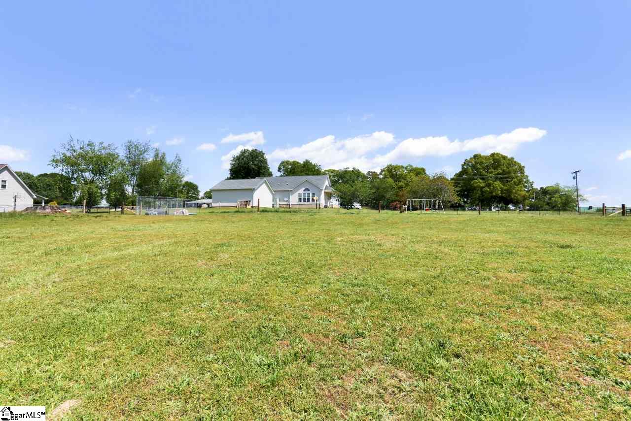 126 McCullough School Road Honea Path, SC 29654 - Photo 30 of 33