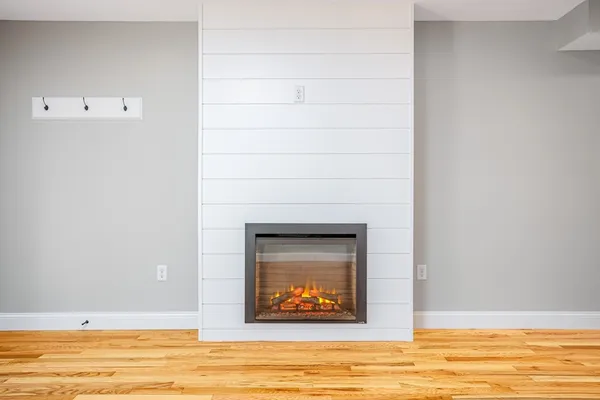 $2,750 | 31 Milton Street, Unit 1, Fitchburg, MA 01420