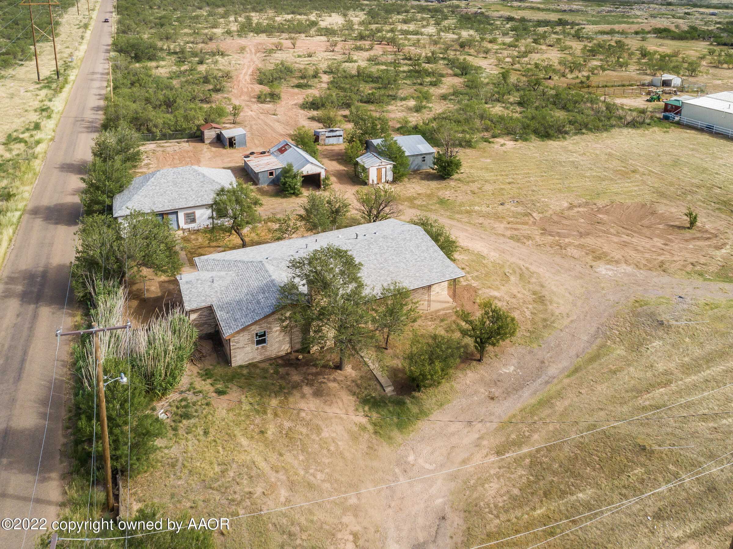 8690 Cliffside Road Amarillo, TX 79124 - Photo 4 of 29 004_Aerial 04