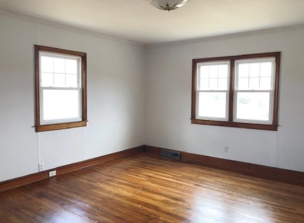 1833 Austinville Road Max Meadows, VA 24360 - Photo 2 of 46 Gallery Image 2