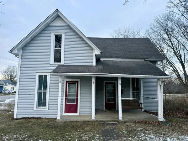 $199,900 | 302 East Washington Street, Waynetown, IN 47990