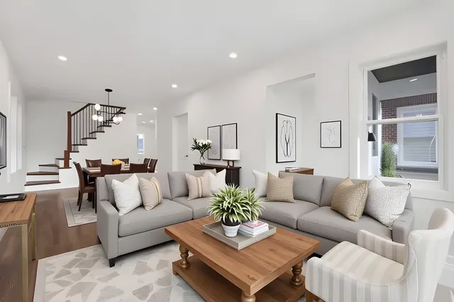 $549,999 | 5844 West Leland Avenue, Chicago, IL 60630