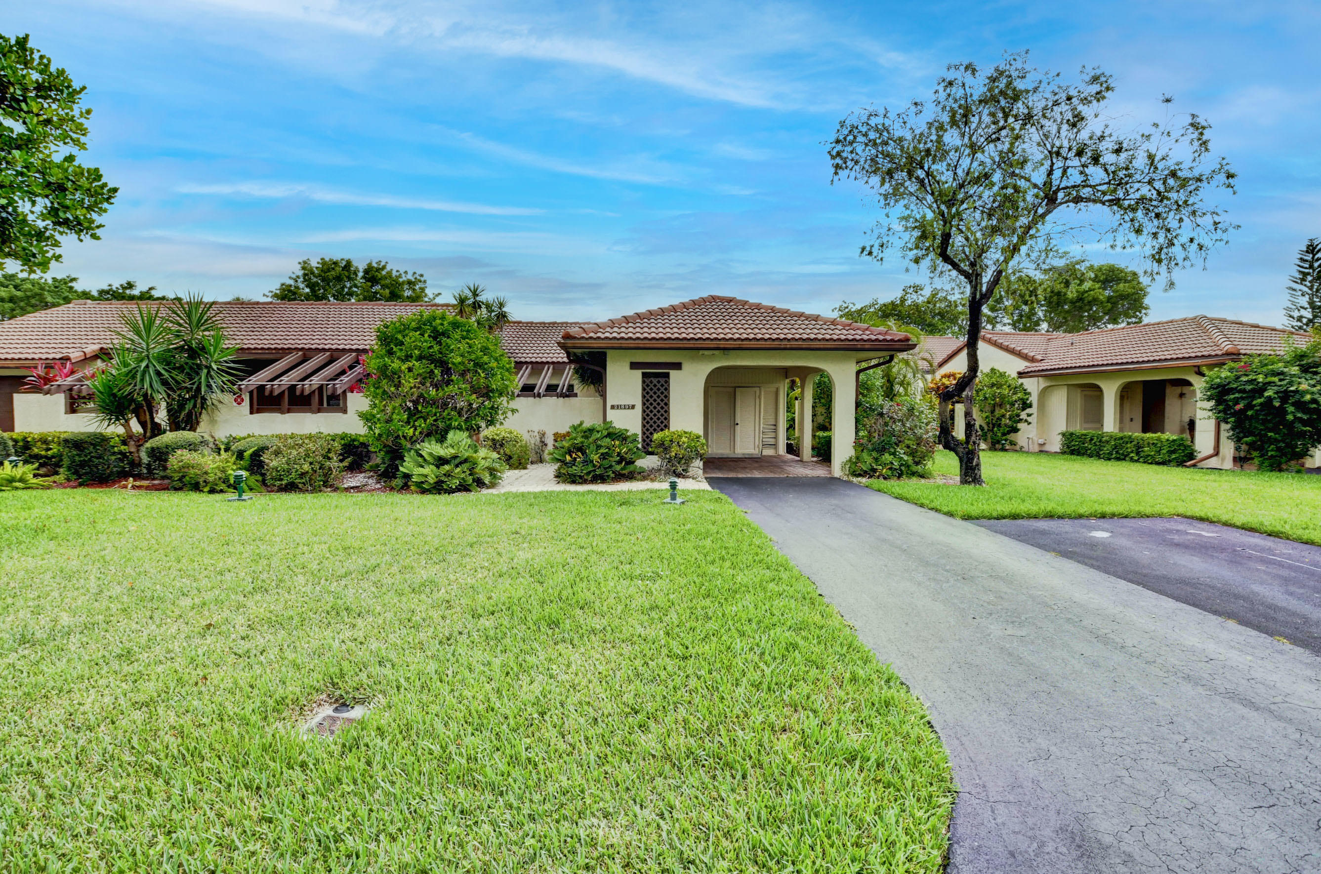 21897 Arriba Real, Unit 16B Boca Raton, FL 33433 - Photo 33 of 44 Carport