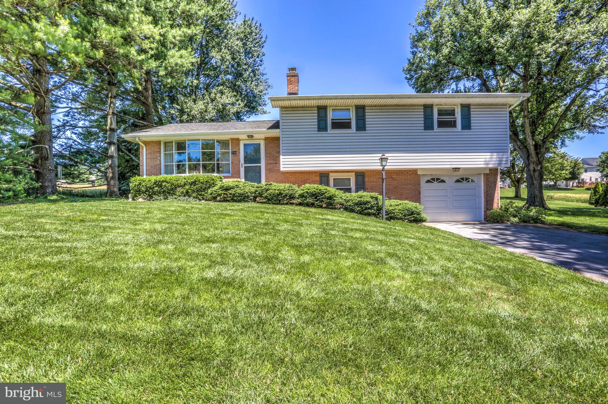 720 Jake Landis Road Lititz, PA 17543 - Photo 1 of 32
