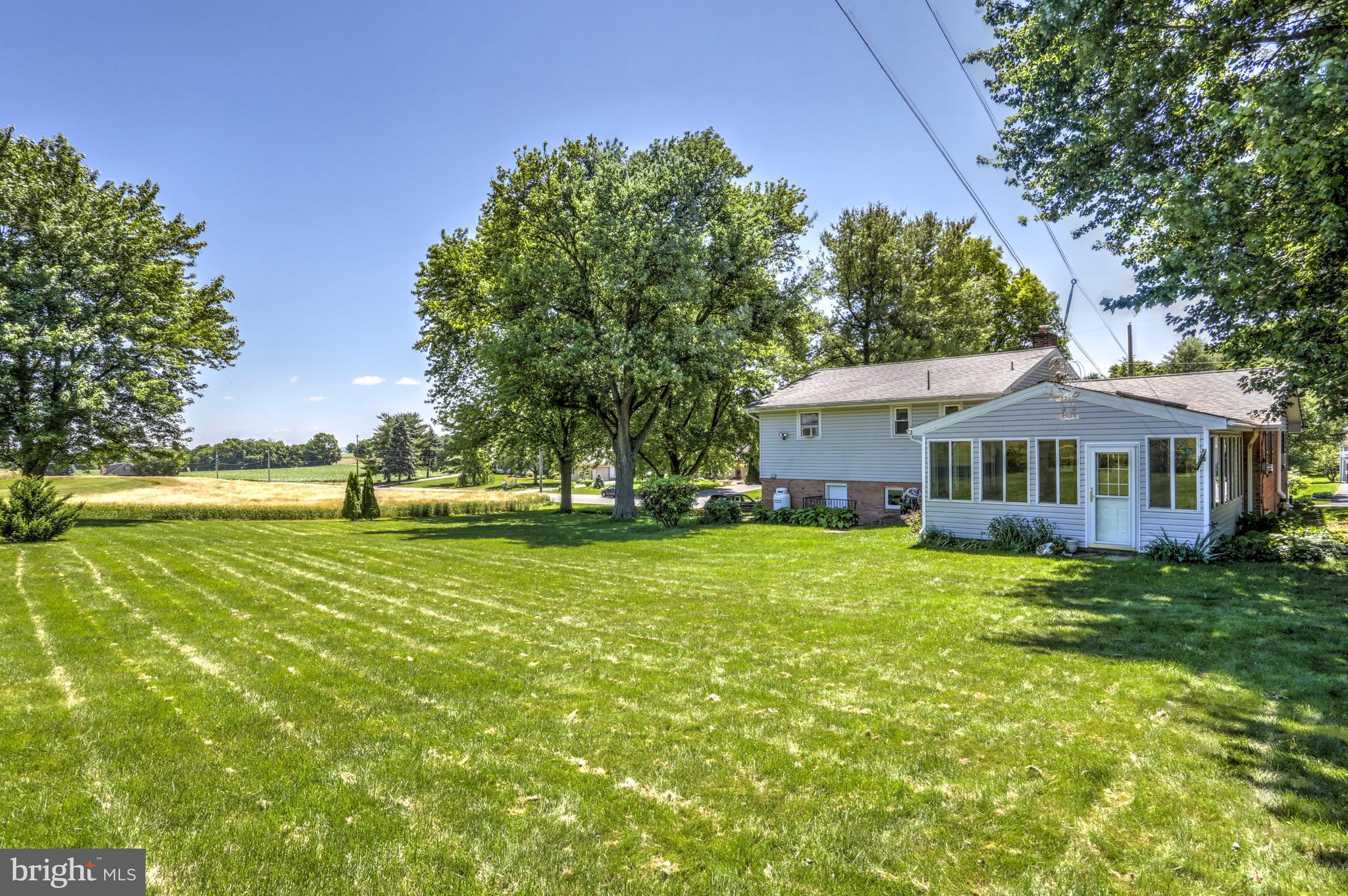 720 Jake Landis Road Lititz, PA 17543 - Photo 10 of 32