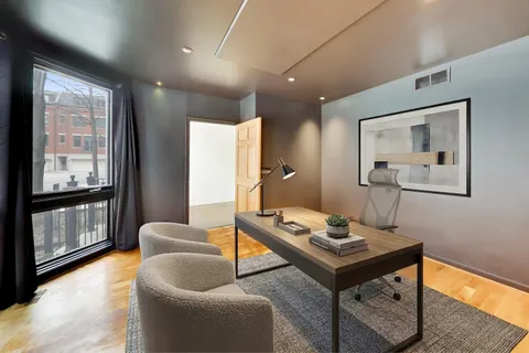 $1,450,000 | 484 North Canal Street, Chicago, IL 60654