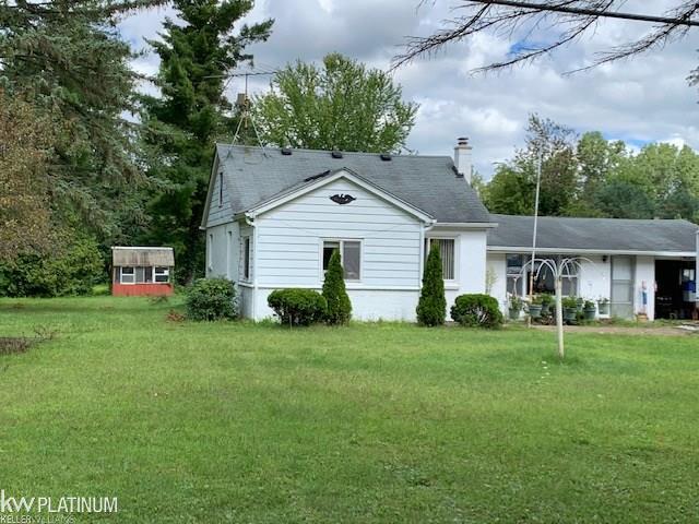 7480 Trumble Road St. Clair, MI 48079 - Photo 5 of 17 31392167-4.JPG