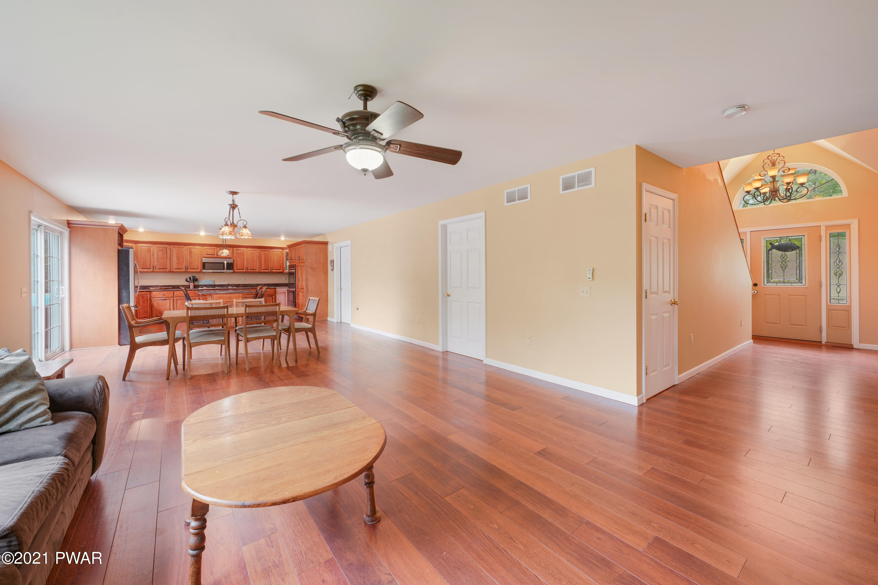 145 West Lilac Road Milford, PA 18337 - Photo 13 of 40 dsc06694-dsc06695