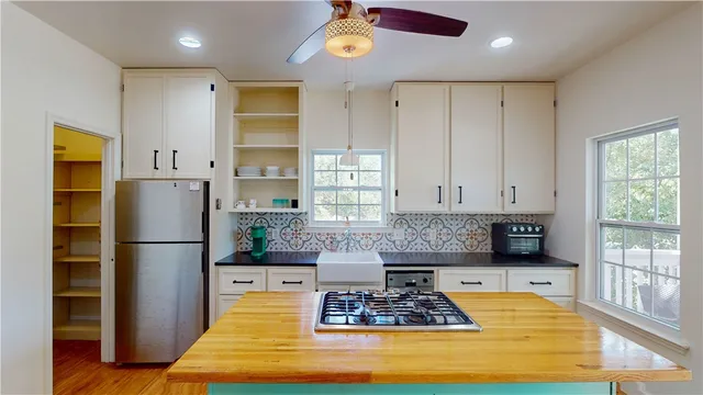 $1,495,000 | 912 Beachview Drive North, Jekyll Island, GA 31527