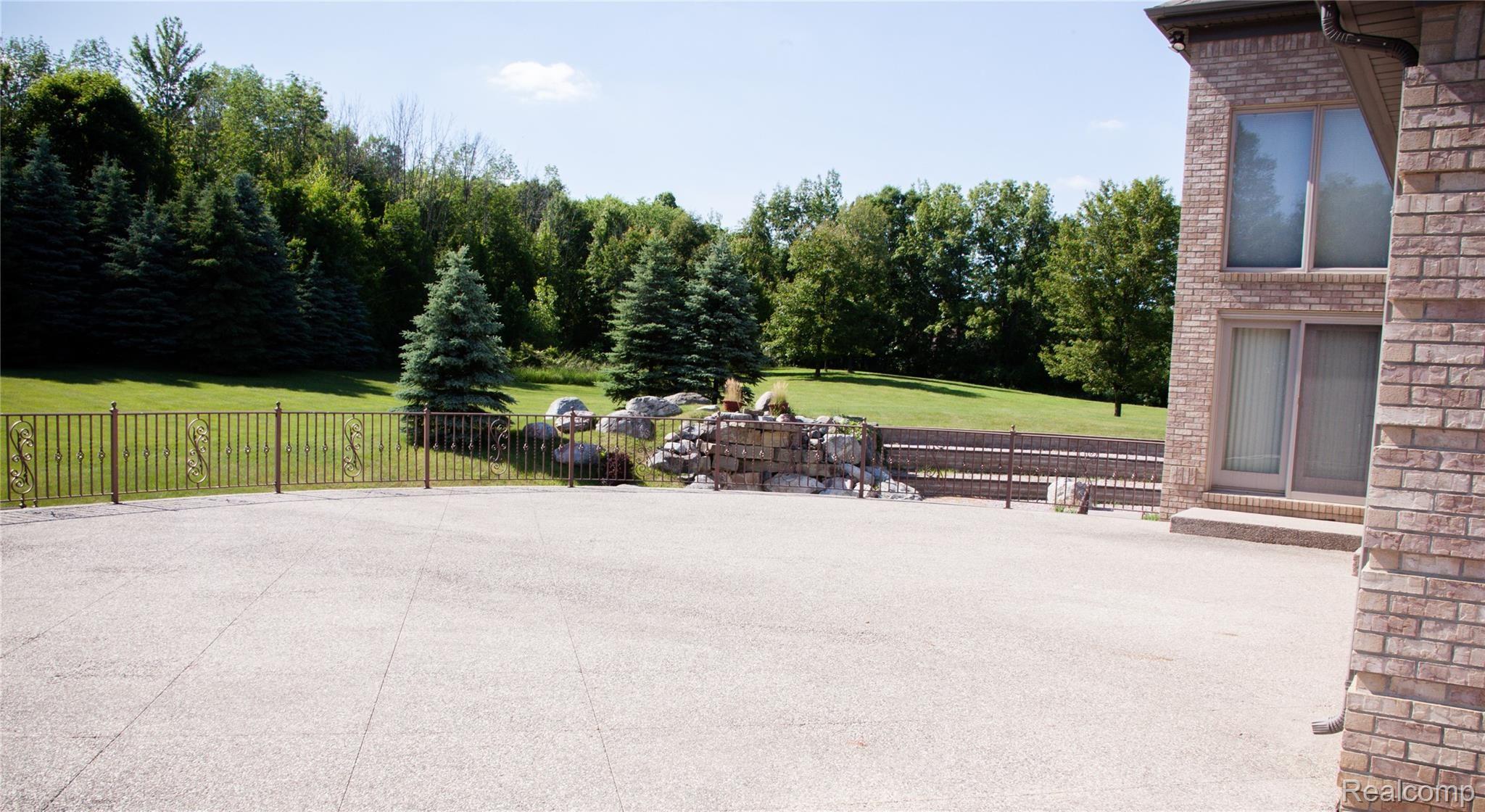 5860 Sandhill Road Almont, MI 48003 - Photo 45 of 47 5860-Sandhill-0104.jpg
