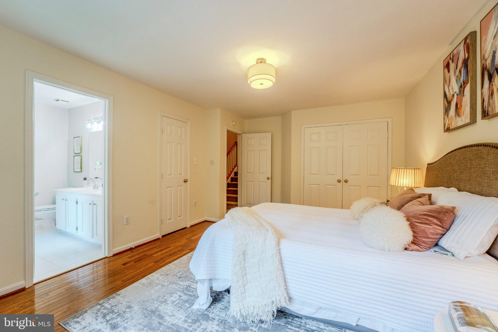 1213 Weatherstone Court Reston, VA 20194 - Photo 19 of 52 Gallery Image 19