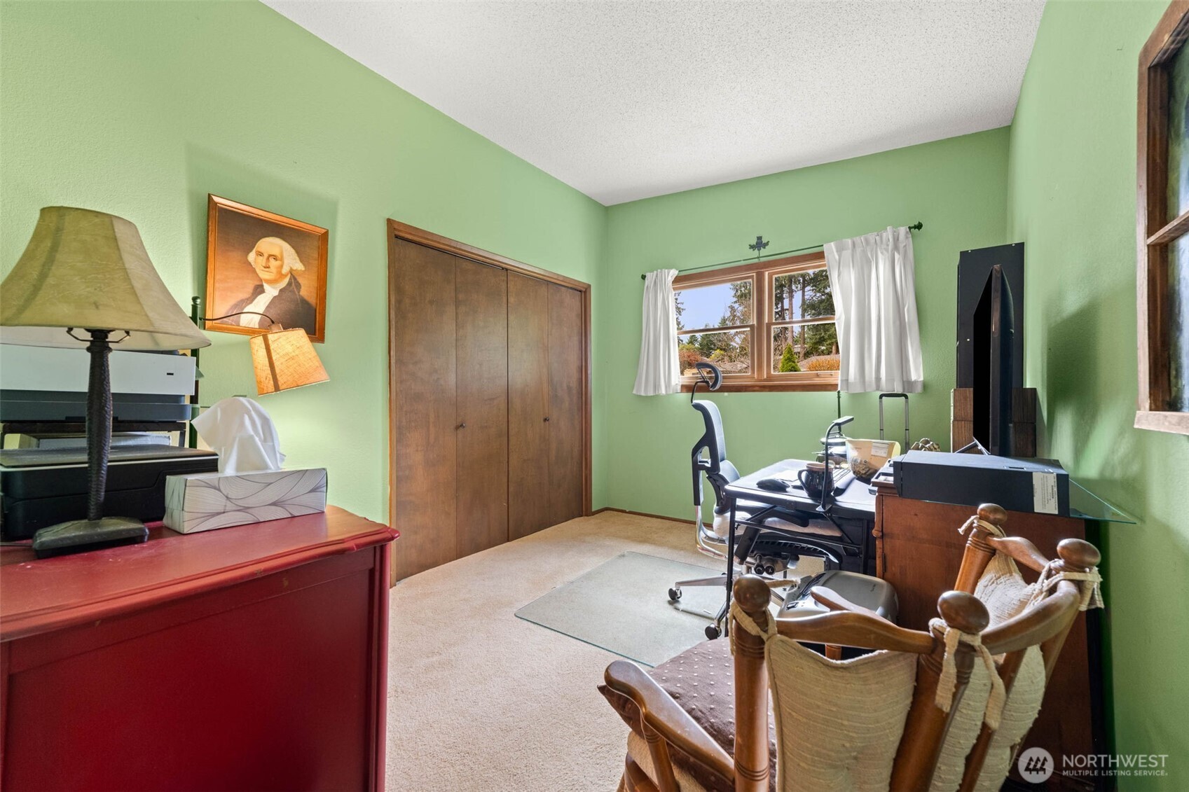 1007 Panorama Court Fircrest, WA 98466 - Photo 21 of 39 a living room with furniture and a flat screen tv