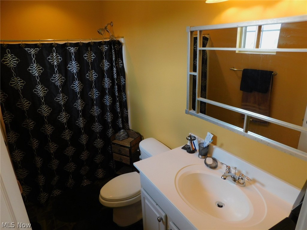 214 Stone Ridge Way Berea, OH 44017 - Photo 10 of 30 Gallery Image 10