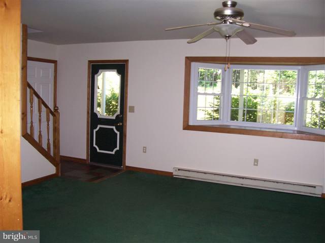 1179 Peach Ridge Road Elliottsburg, PA 17024 - Photo 4 of 9 Gallery Image 4